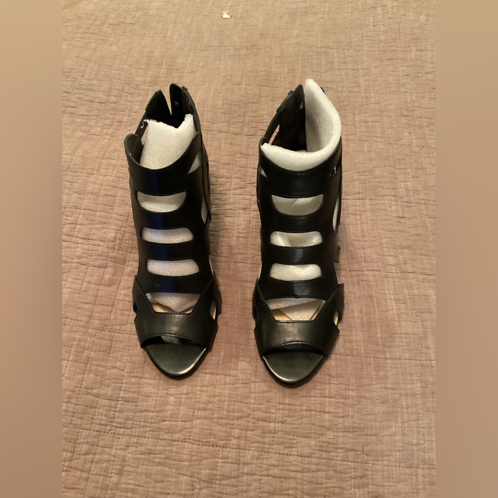 Sandals Nine & Co.
